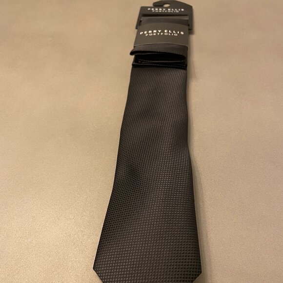 Perry Ellis Portfolio Mens Tie - Picture 4 of 5